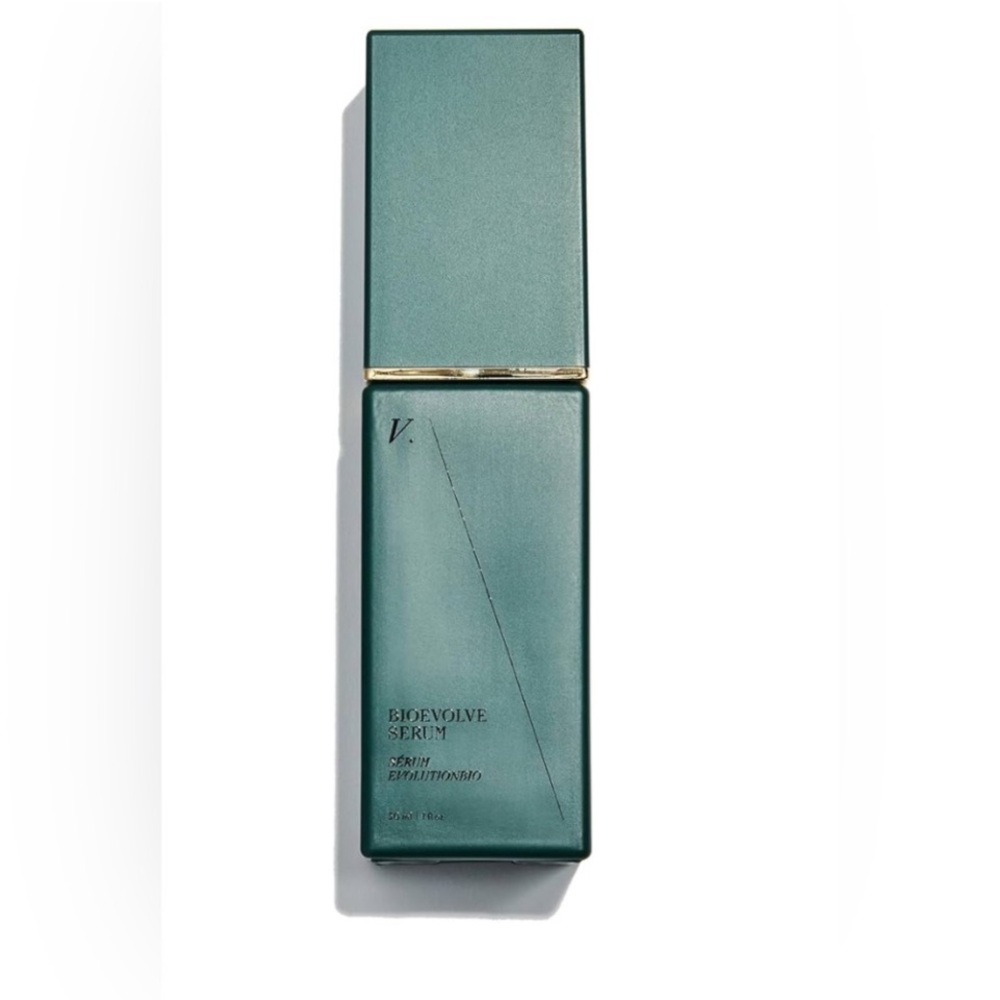 Veracity Green Serum Bottle